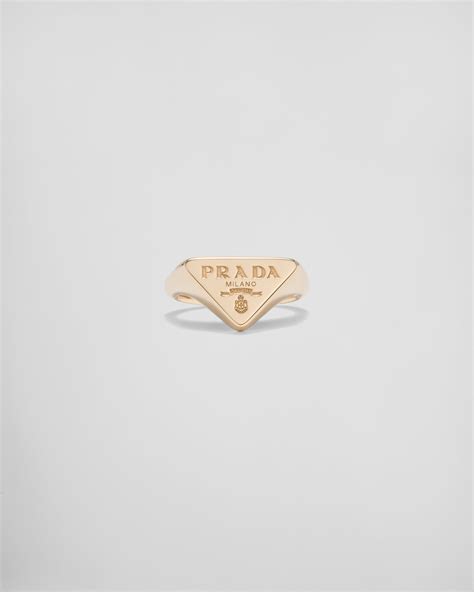 prada ring damen|ring with a teara prada.